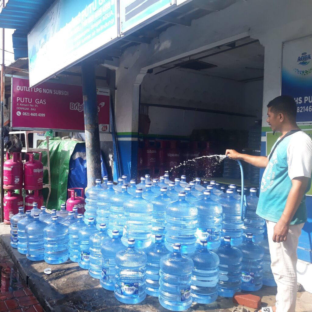 delivery aqua galon denpasar